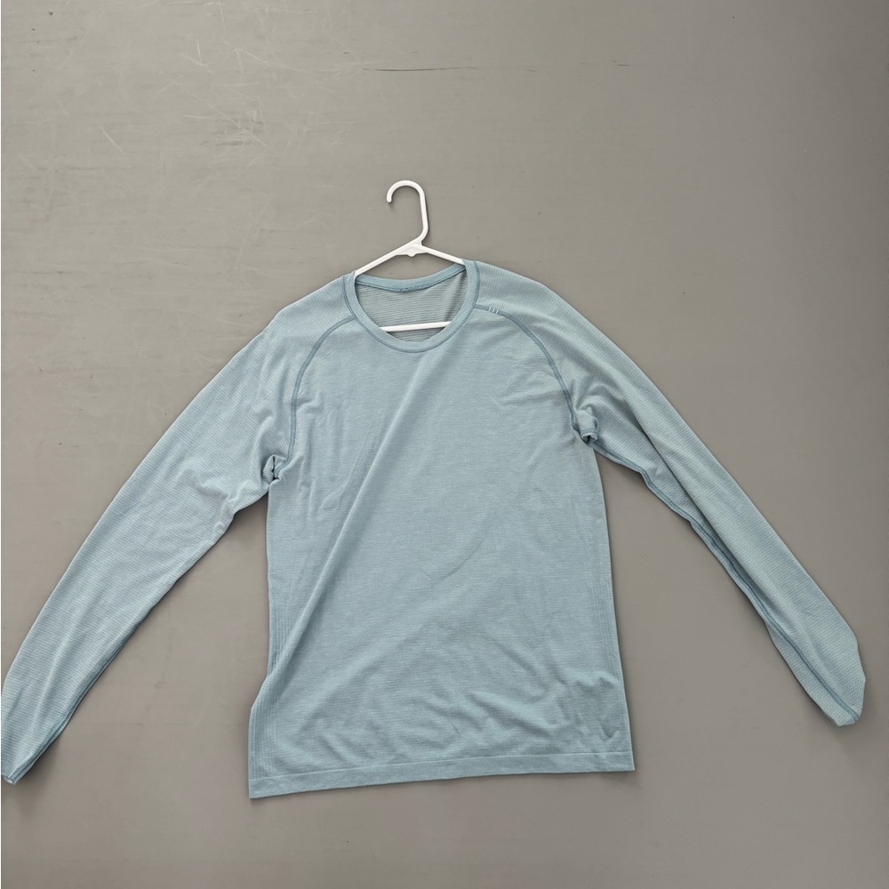 Lululemon Light Blue Long Sleeve Shirt Metal Vent Tech 2.0